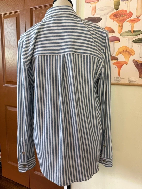 Faherty Blue and White Vertical Stripe Button-Down Top - Picture 4 of 4